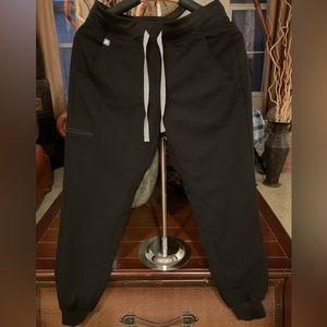 Figs Women’s Small